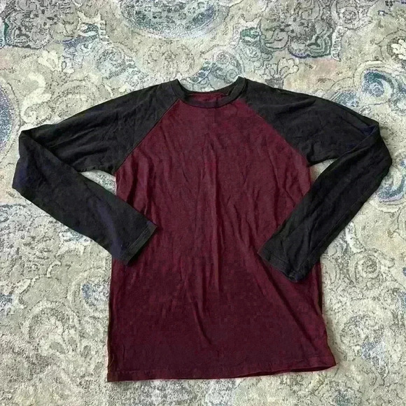 Pure Stuff Teens Maroon and Black Long Sleeve Size XL - Picture 1 of 3